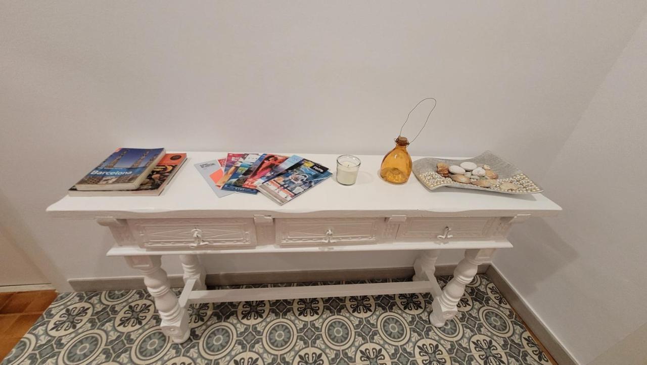 Apartaments B O D Collblanc ロスピタレート・デ・リョブレガート エクステリア 写真